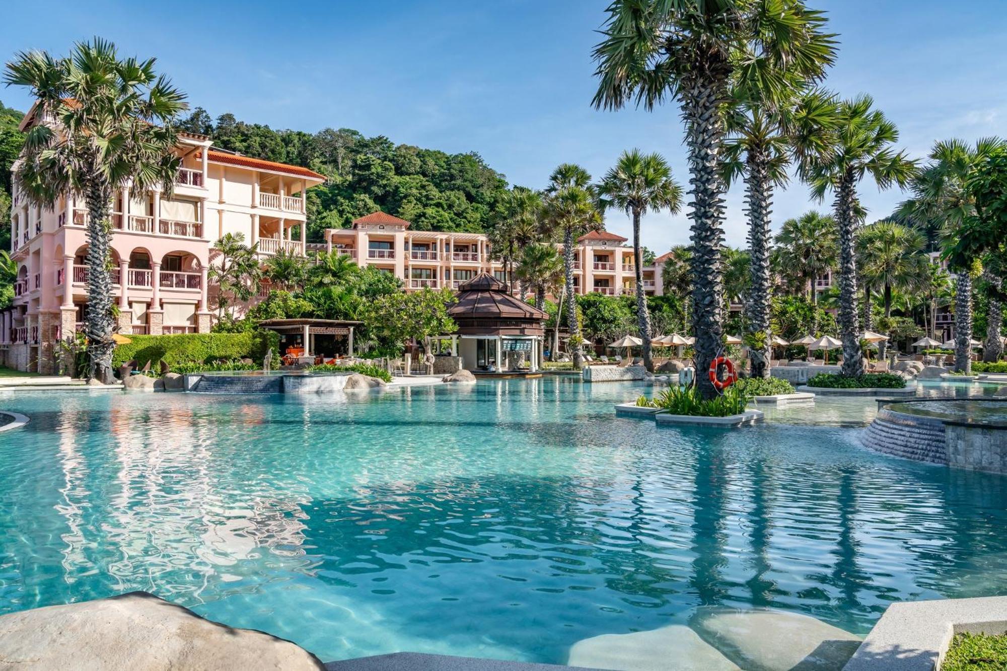 Centara Grand Beach Resort Phuket - Sha Plus Karon Exterior foto